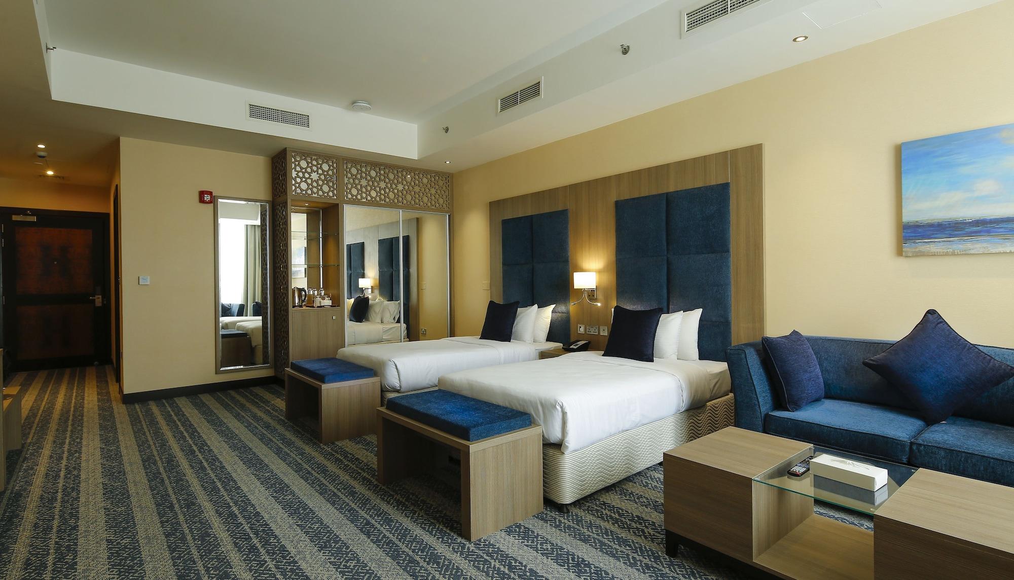 The Castle Premium Hotel Doha Extérieur photo